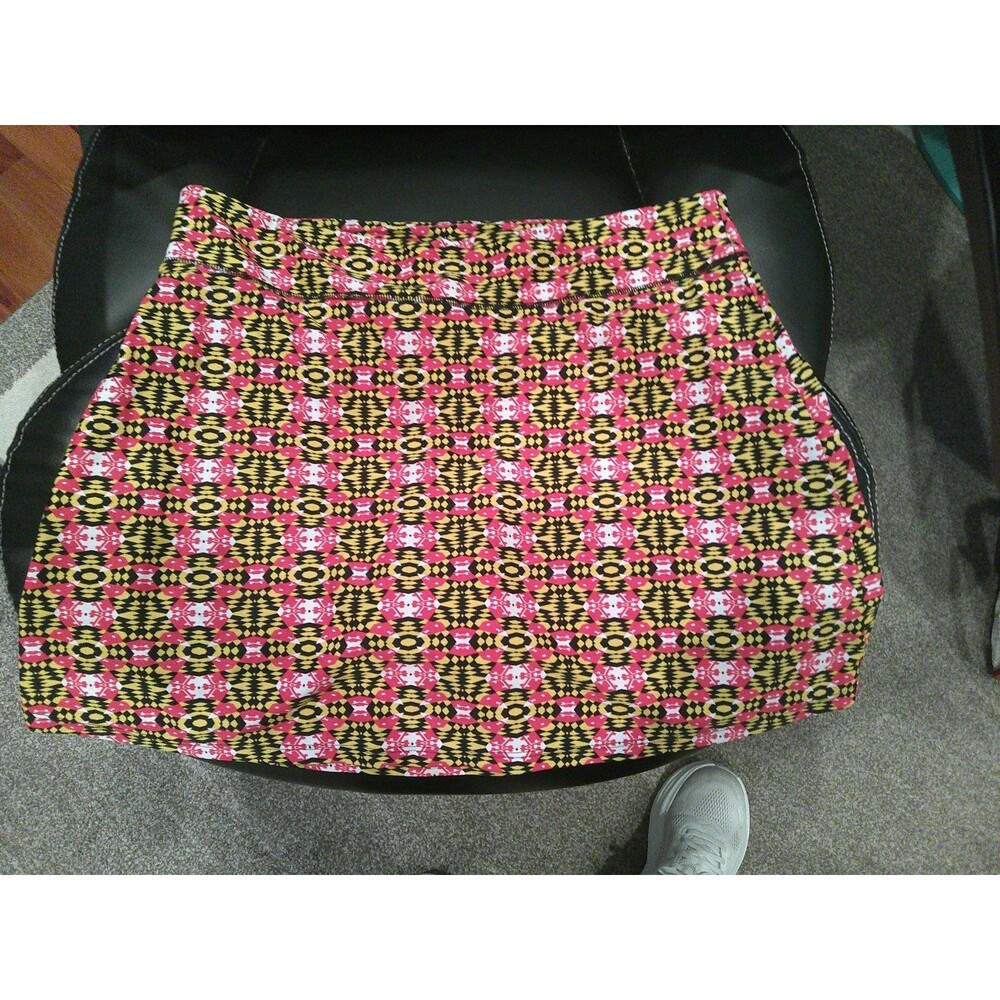 SOUTHWIND APPAREL SKORT  MARYLAND & UNIV. MD RED & GOLD COLORS SIZE LARGE